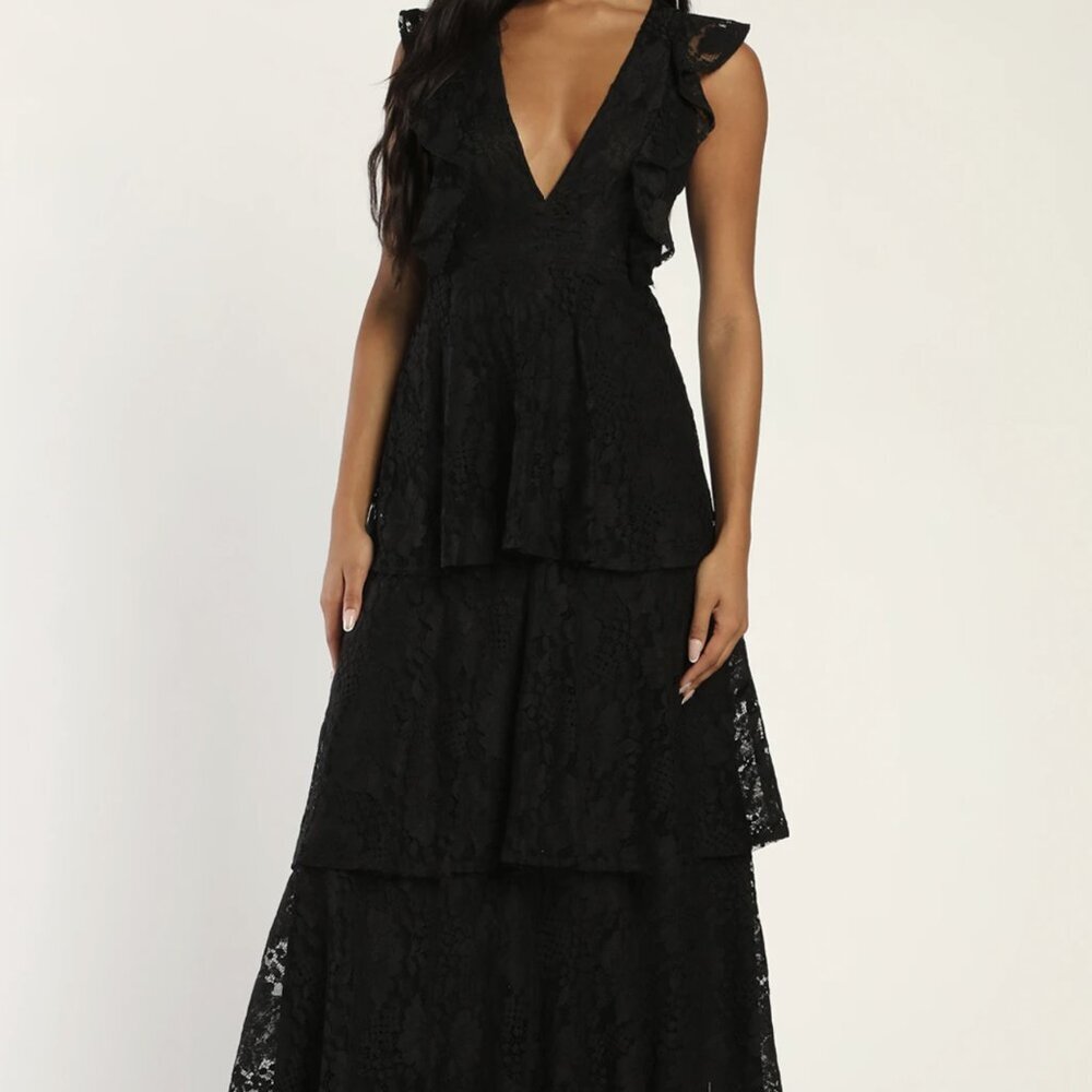 Lulu's Elegant Black Lace Dress